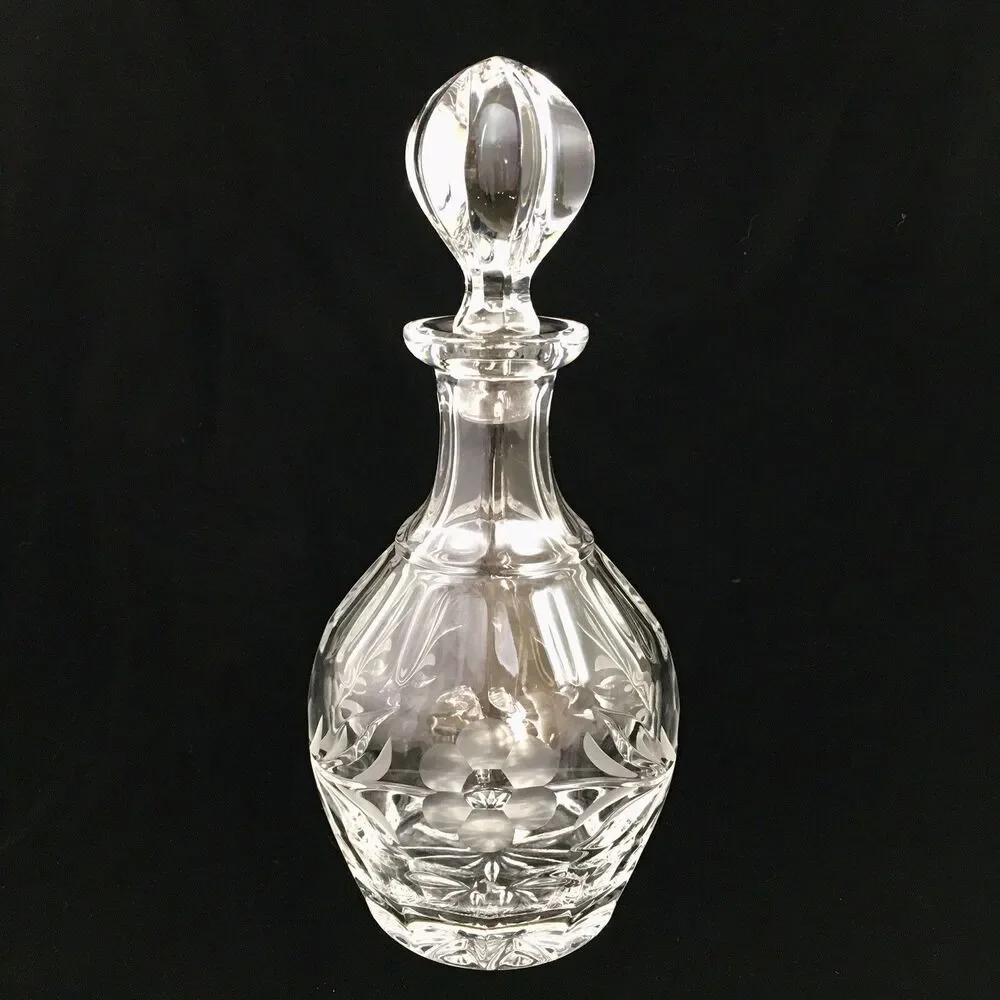 Gorham Crystal Wine Decanter 11” Tall “Spring Meadow” Clear